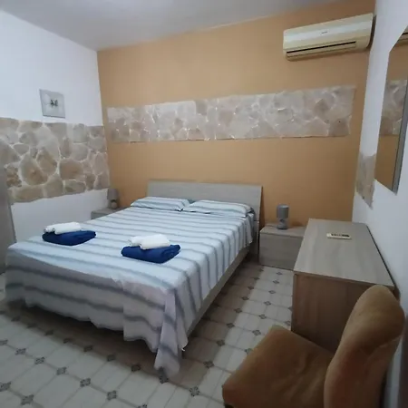 Angela Tatil Evi *
